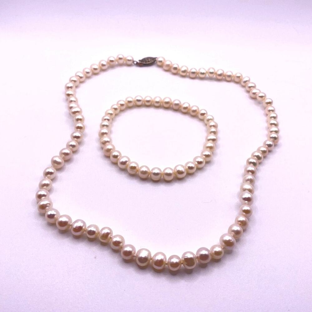 Vintage Pearl Necklace & Bracelet Set with Sterling Silver Clasp